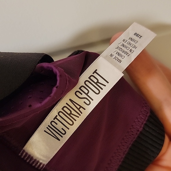 Victoria Sport Strappy Racer Back Sports Bra Size 32DD - Picture 3 of 5